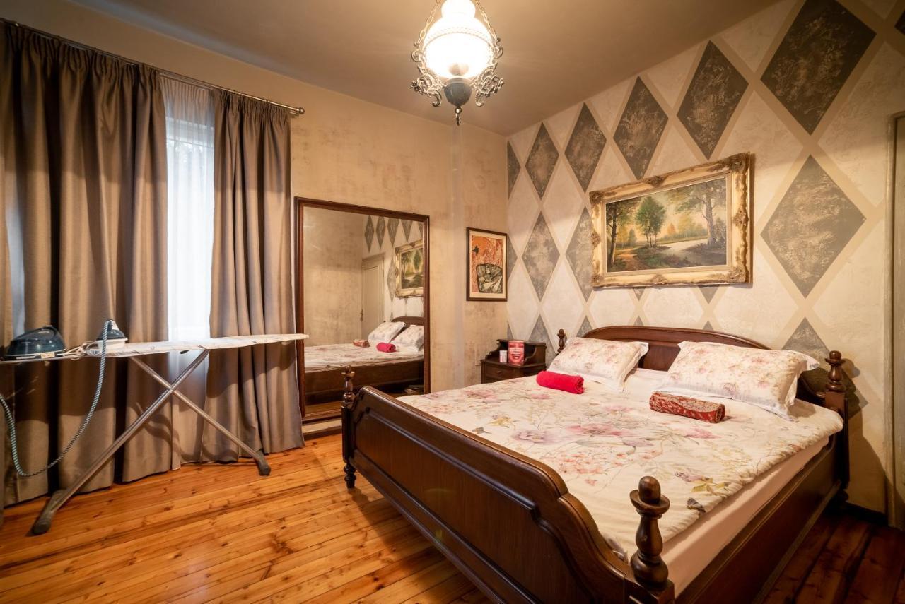 Zlatanov Residence Veliko Tărnovo Esterno foto