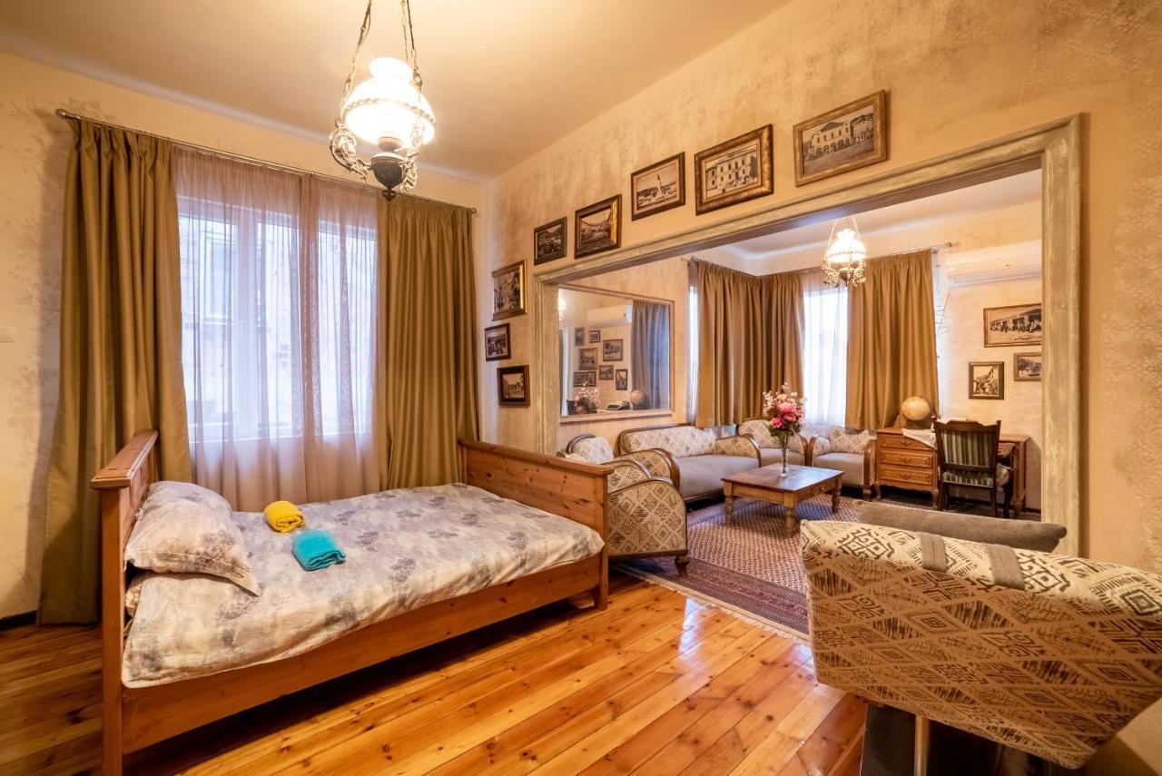 Zlatanov Residence Veliko Tărnovo Esterno foto