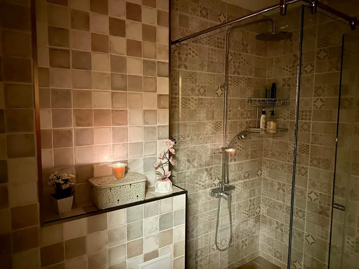 Zlatanov Residence Veliko Tărnovo Esterno foto