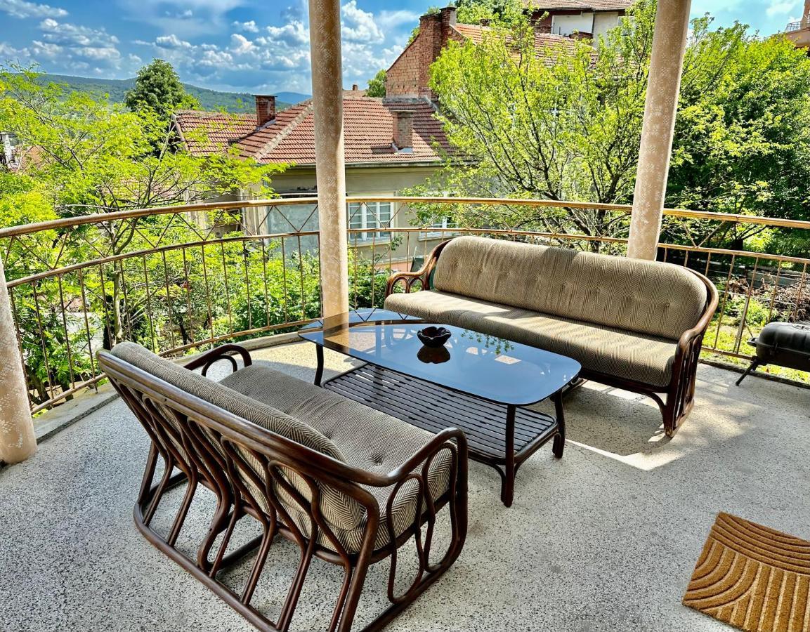 Zlatanov Residence Veliko Tărnovo Esterno foto