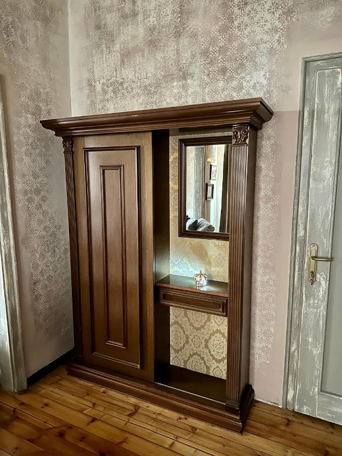 Zlatanov Residence Veliko Tărnovo Esterno foto